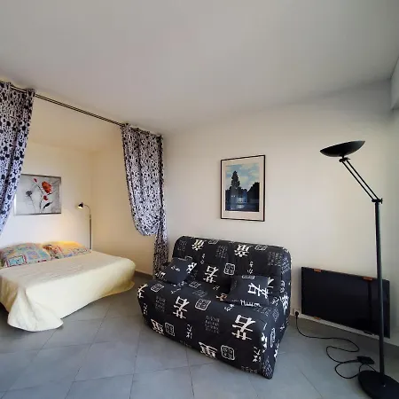 Saint-raphael La Peguiere Face A La Vue Apartment